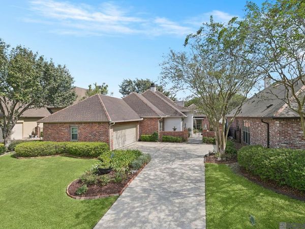 19453 Cape Hart Ct, Baton Rouge, LA 70809