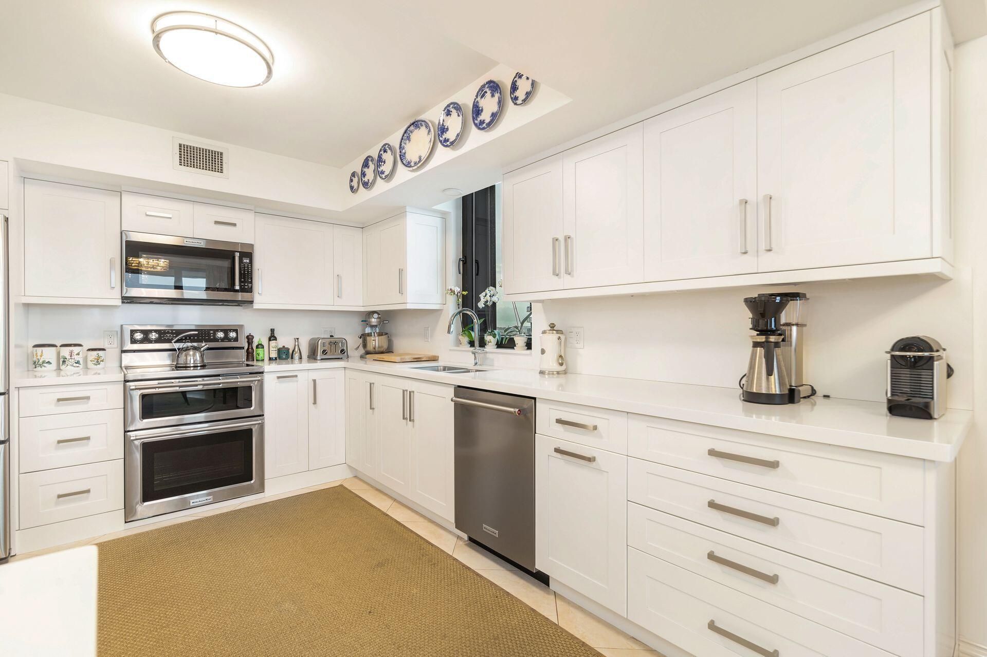 5380 N Ocean Drive, Unit 9d, Singer Island, FL 33404 Photo