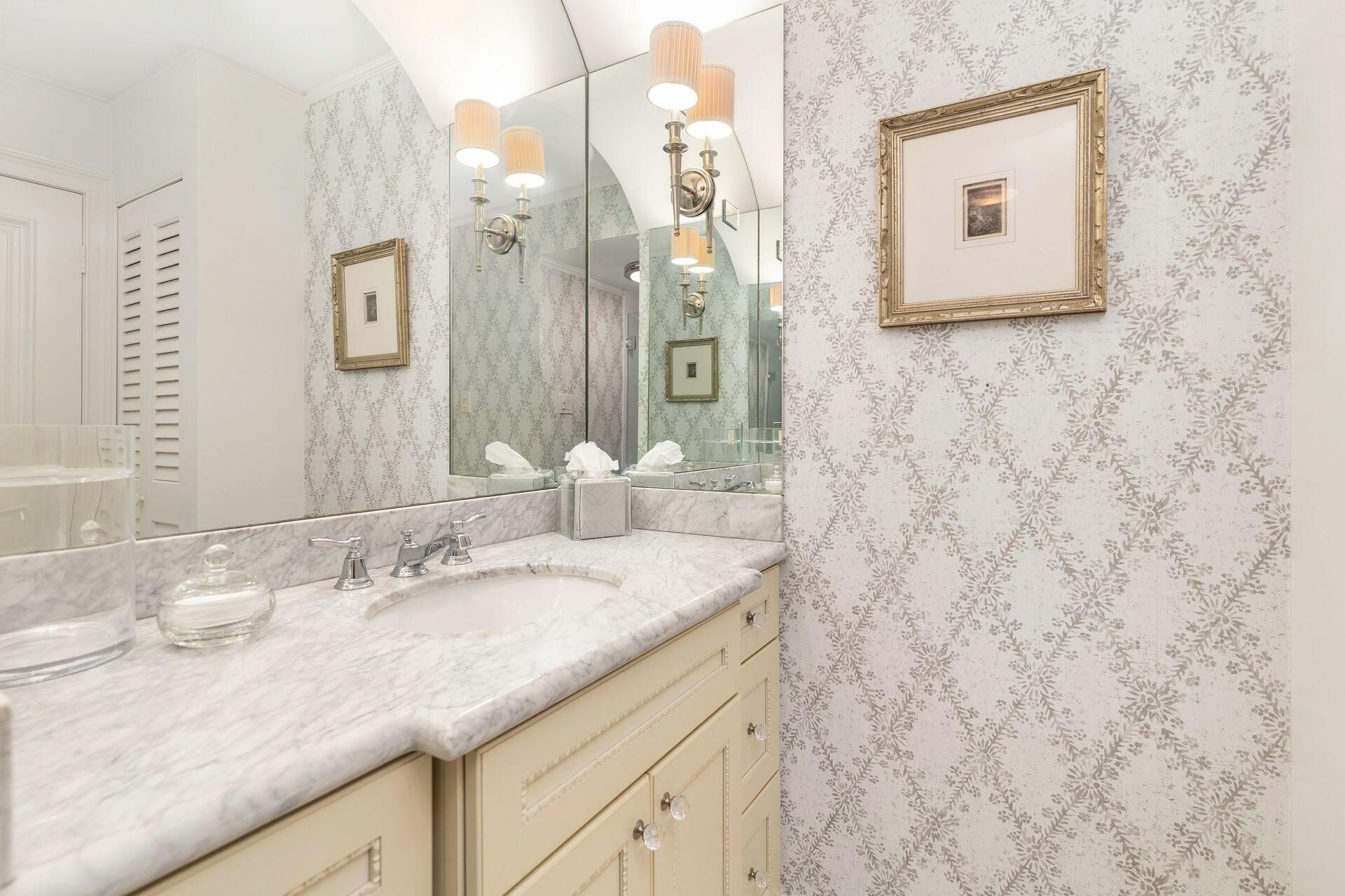 5380 N Ocean Drive, Unit 9d, Singer Island, FL 33404 Photo