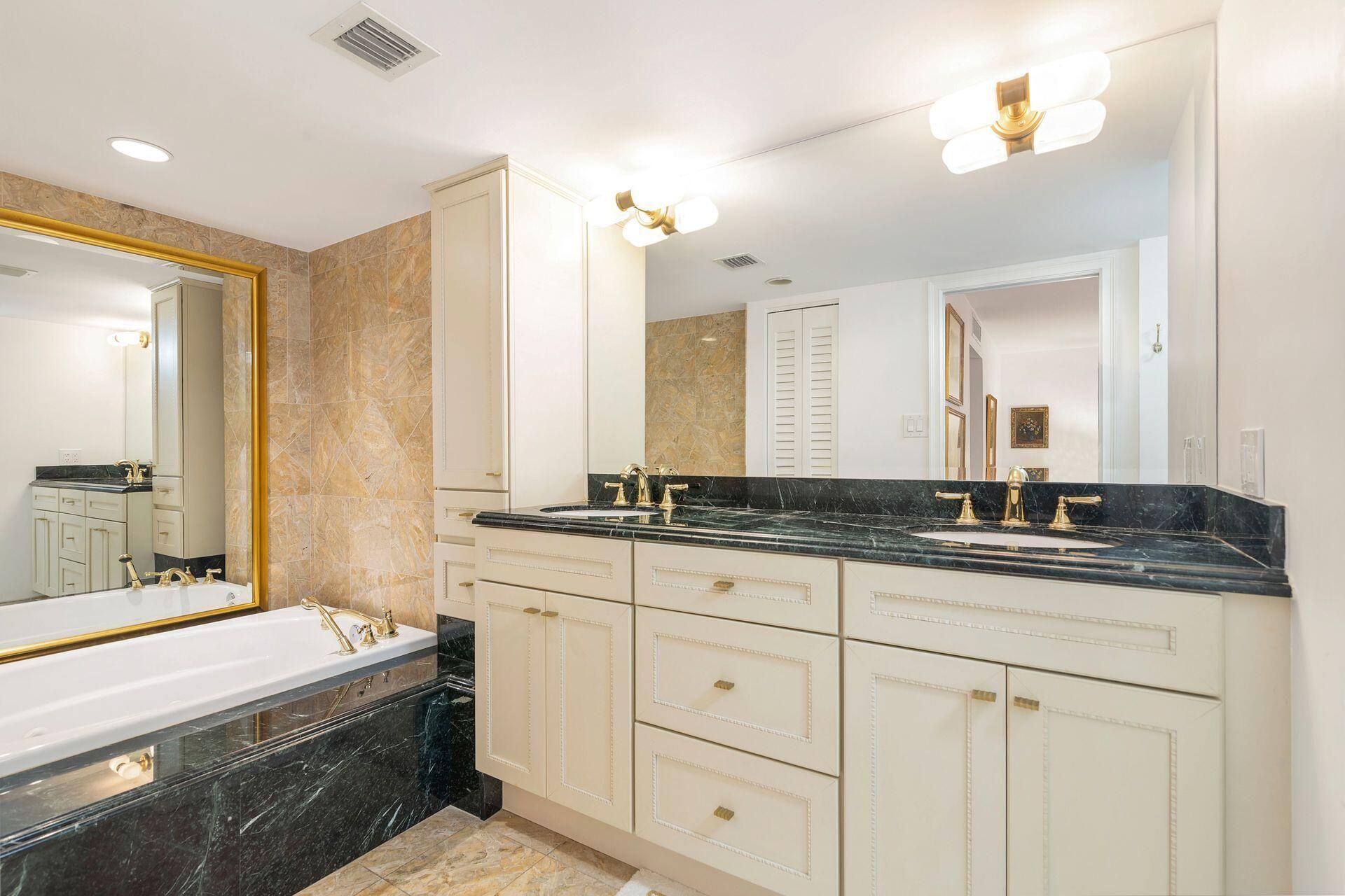 5380 N Ocean Drive, Unit 9d, Singer Island, FL 33404 Photo