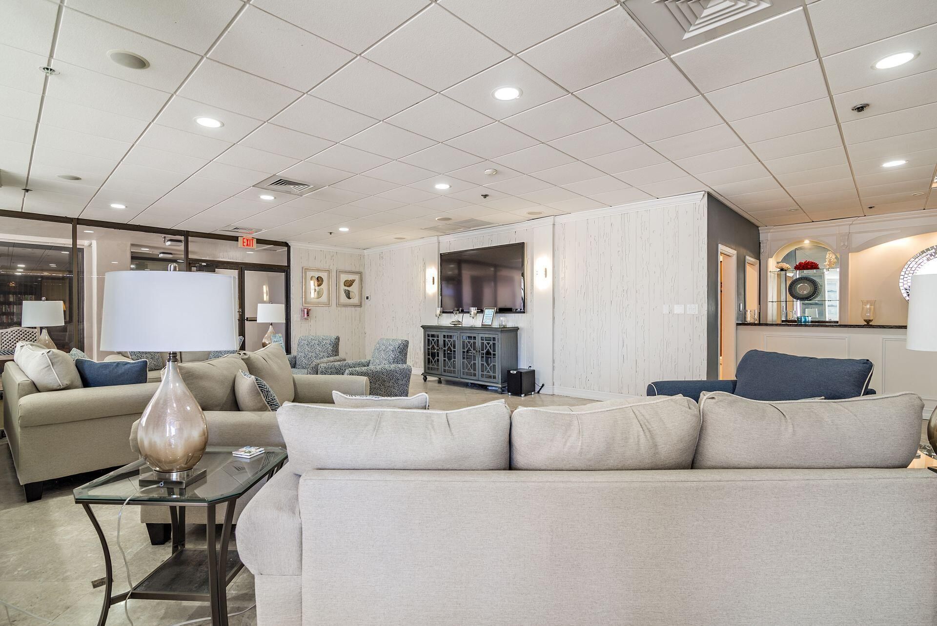 5380 N Ocean Drive, Unit 9d, Singer Island, FL 33404 Photo