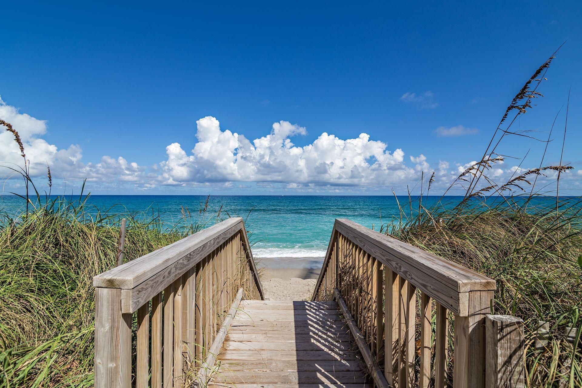 5380 N Ocean Drive, Unit 9d, Singer Island, FL 33404 Photo