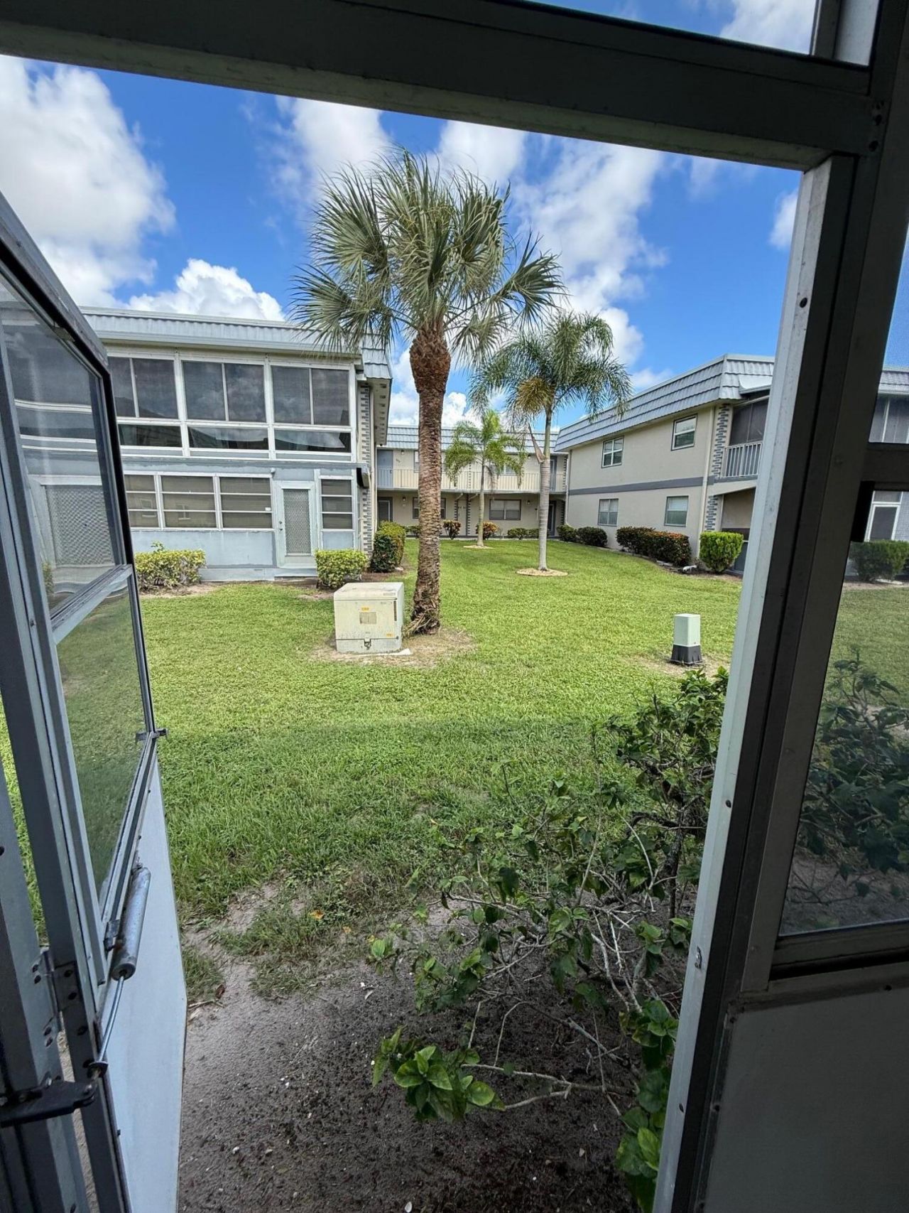 580 Brittany M, Delray Beach, FL 33446 Photo