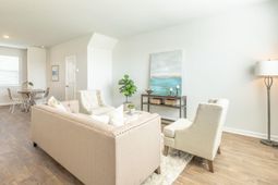 213 Seele Street photo 4