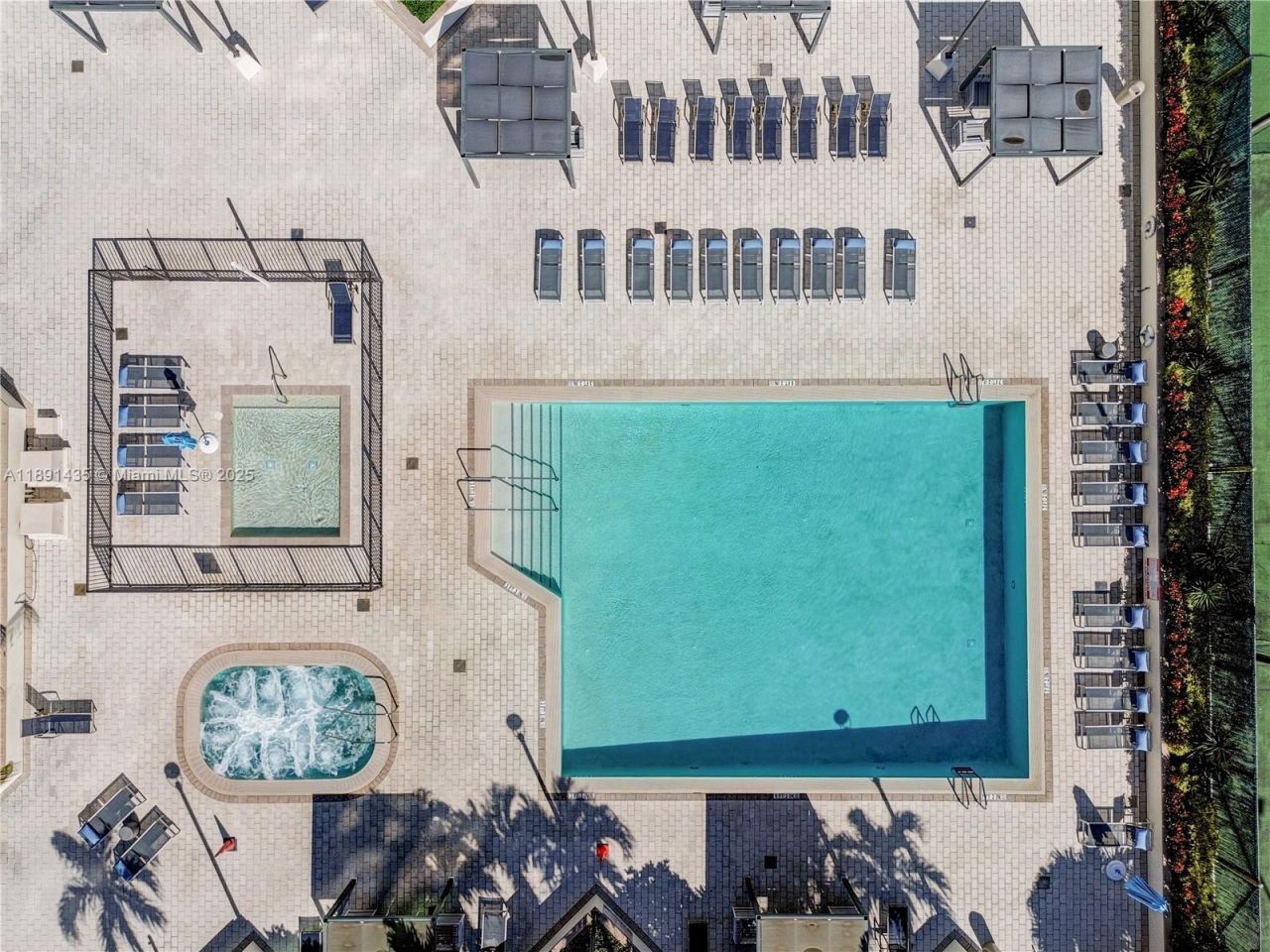 1901 Brickell Ave, Unit B413, Miami, FL 33129 Photo