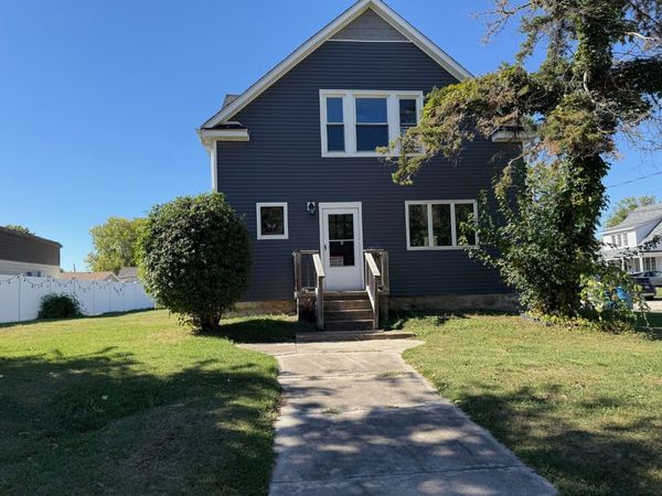 1024 Peoria Street, Peru, IL 61354