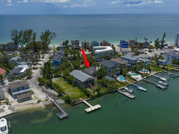8405 BAYSHORE DRIVE, TREASURE ISLAND, FL 33706