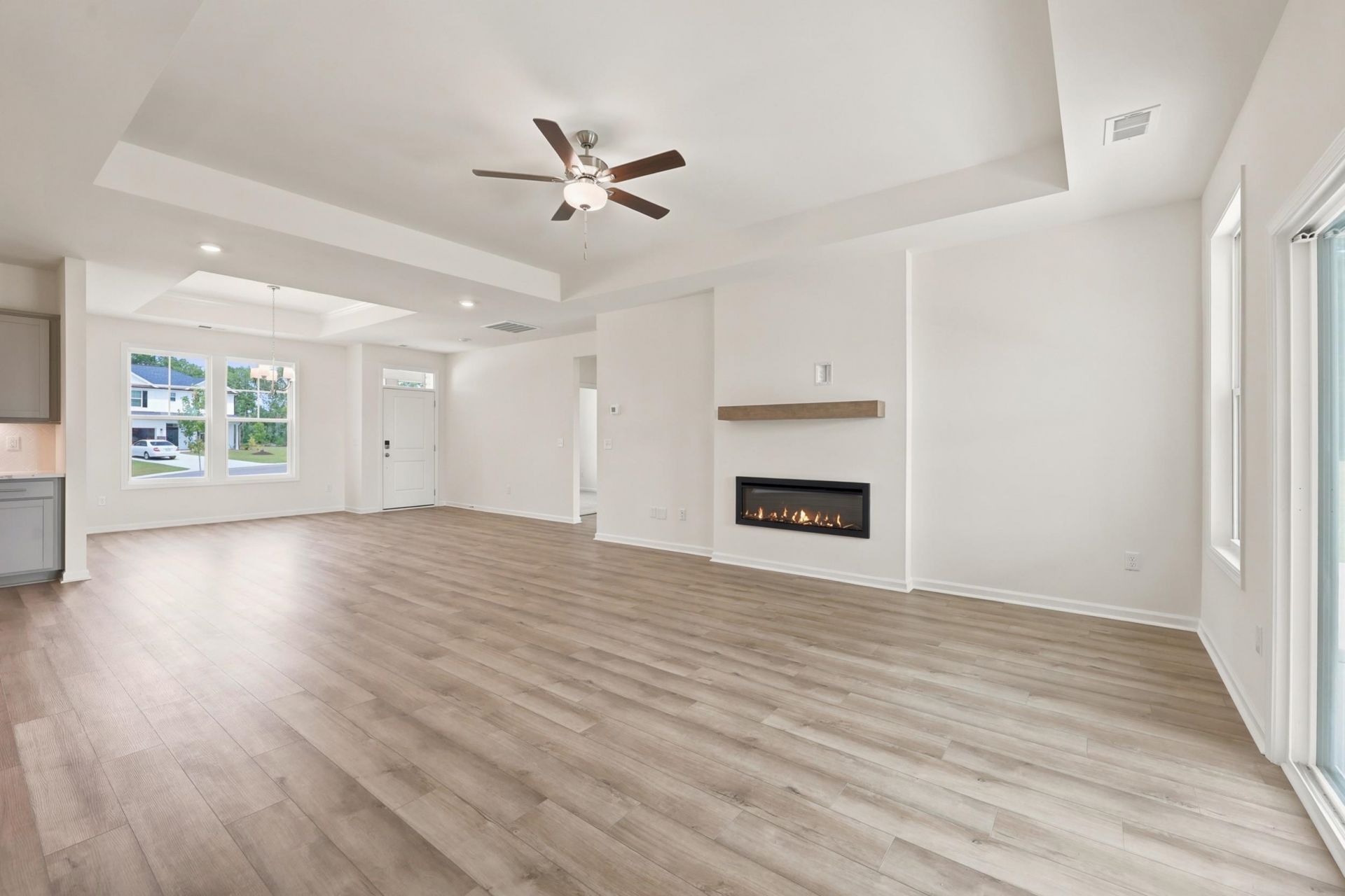 208 Blue Wing Court Photo 12