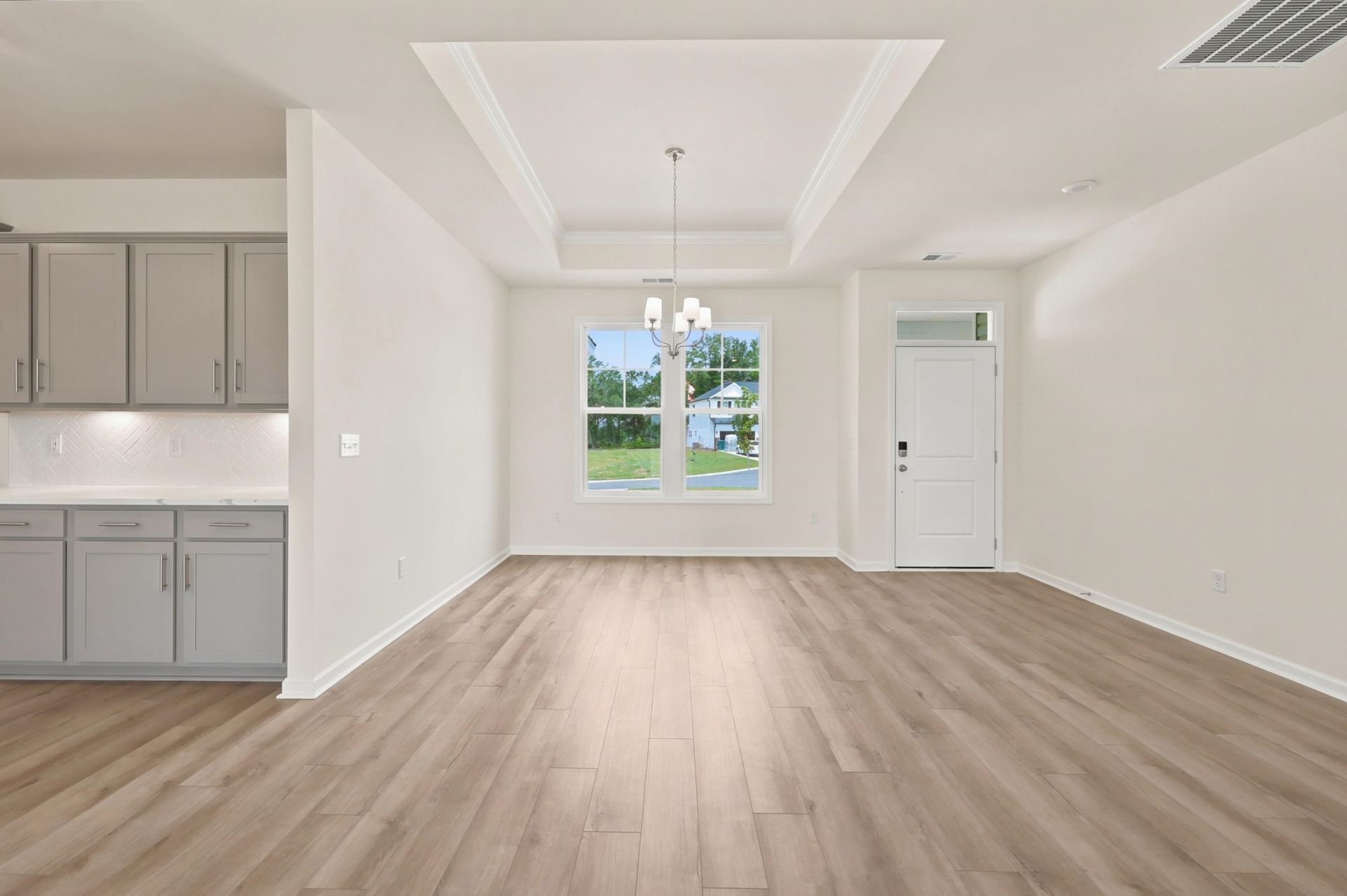 208 Blue Wing Court Photo 13