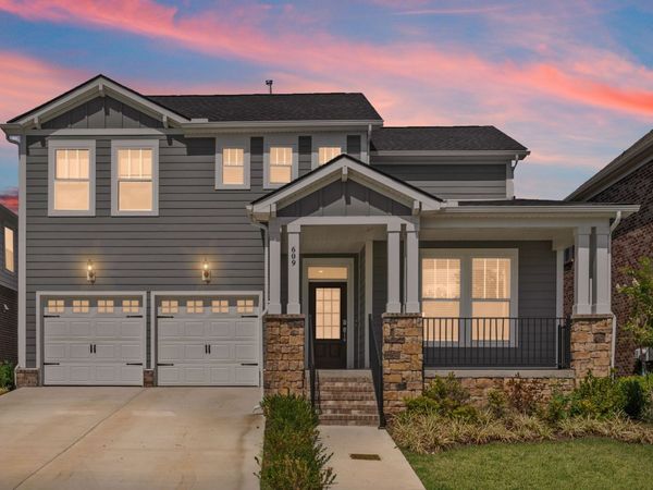609 Seuss Way, Hendersonville, TN 37075
