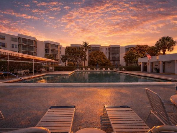 6400 NW 2nd Avenue, Unit 123, Boca Raton, FL 33487