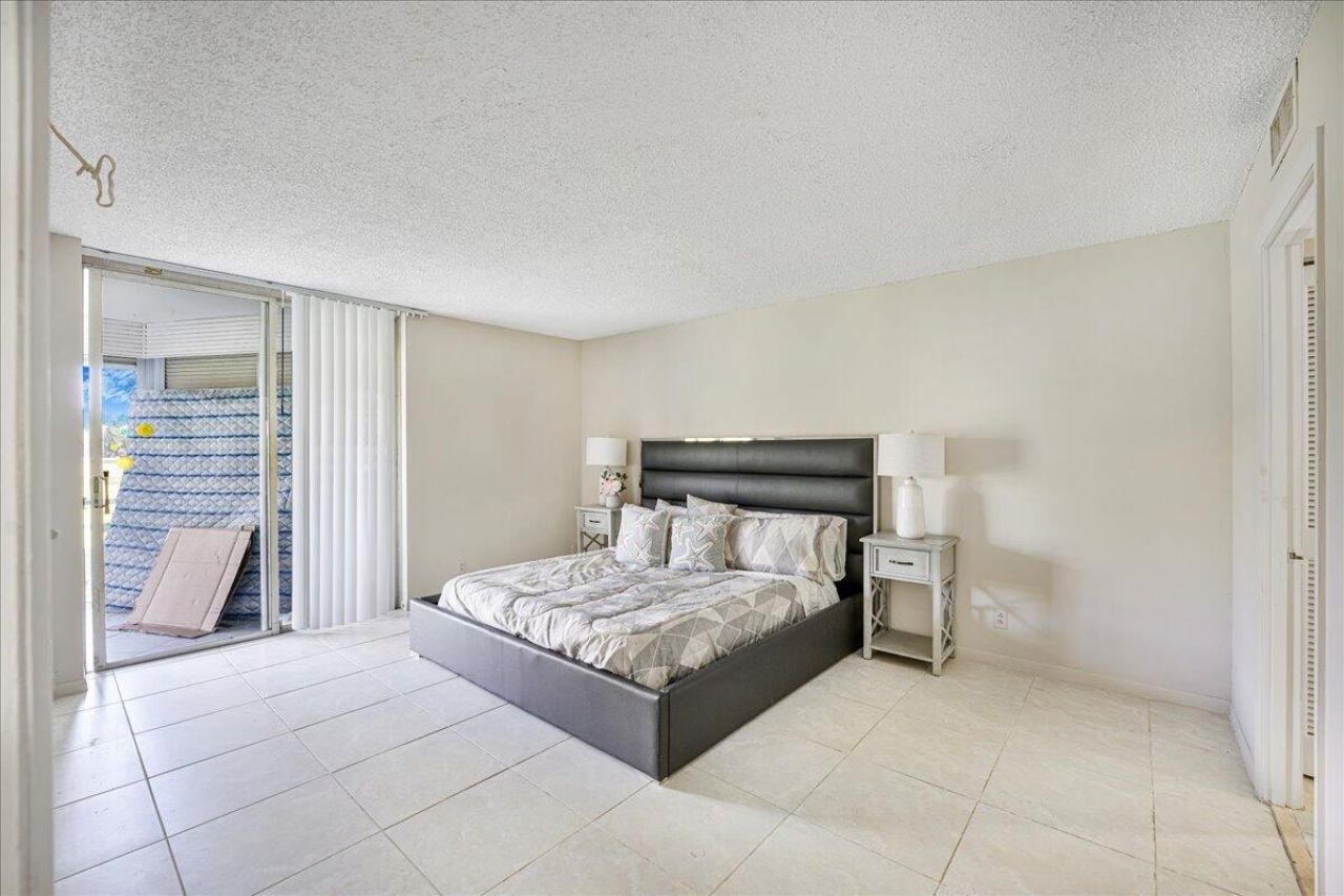 6400 NW 2nd Avenue, Unit 123, Boca Raton, FL 33487 Photo