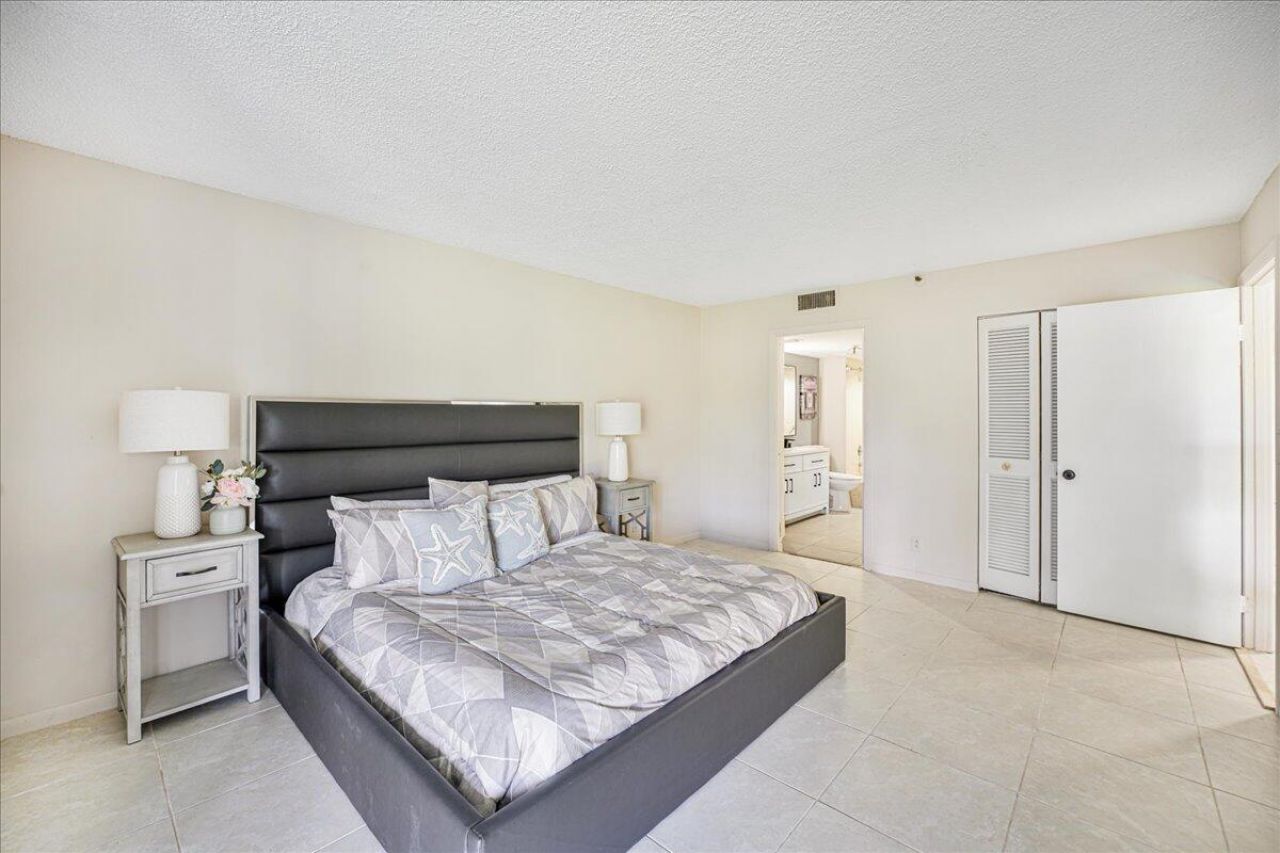 6400 NW 2nd Avenue, Unit 123, Boca Raton, FL 33487 Photo