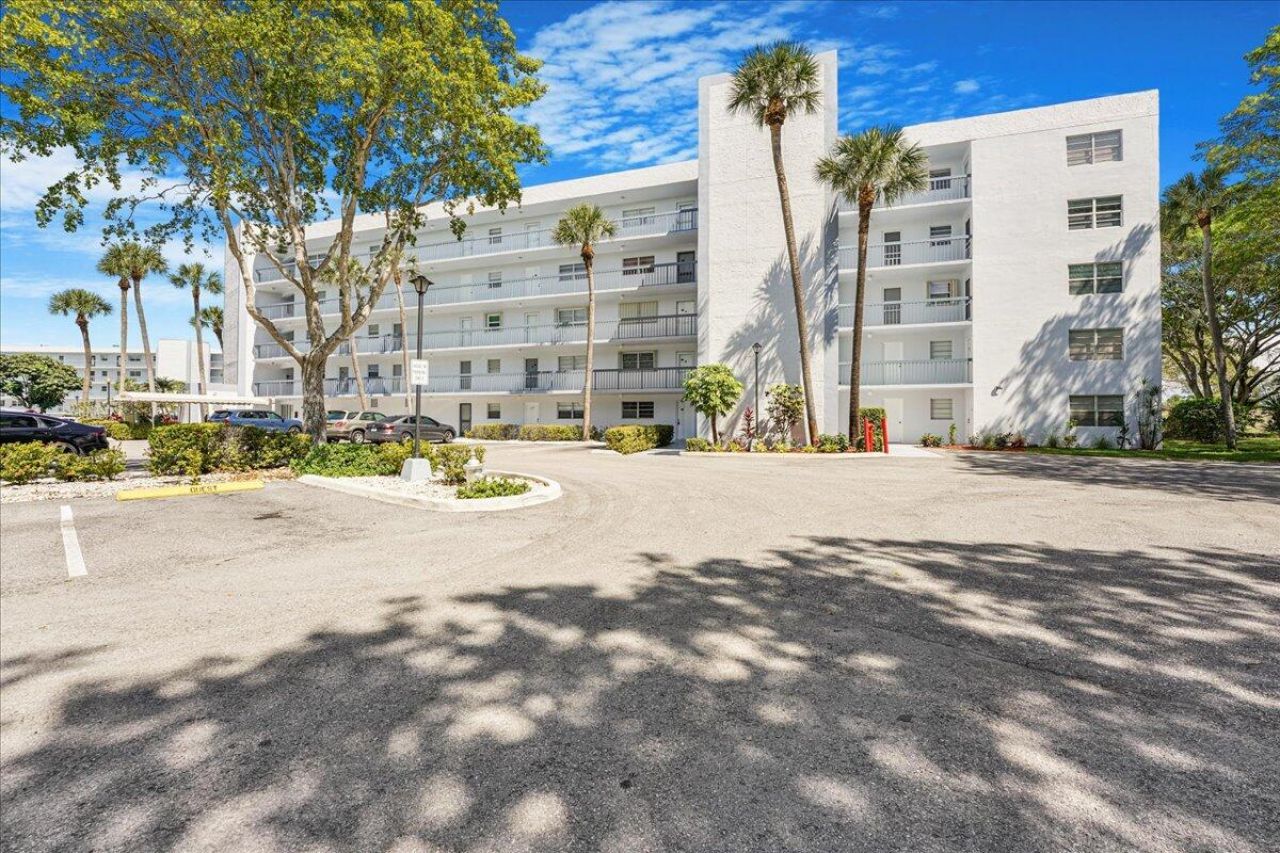 6400 NW 2nd Avenue, Unit 123, Boca Raton, FL 33487 Photo