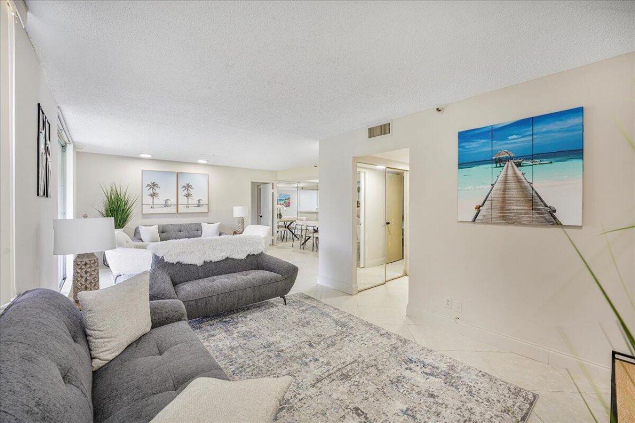 6400 NW 2nd Avenue, Unit 123, Boca Raton, FL 33487 Photo