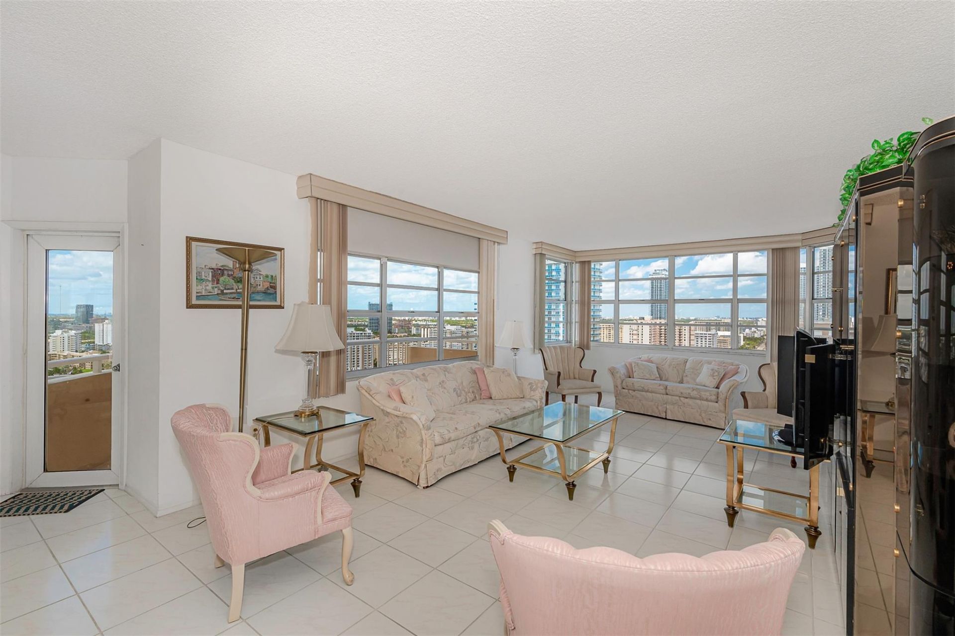 1980 S Ocean Drive, Unit 22P, Hallandale Beach, FL 33009 Photo