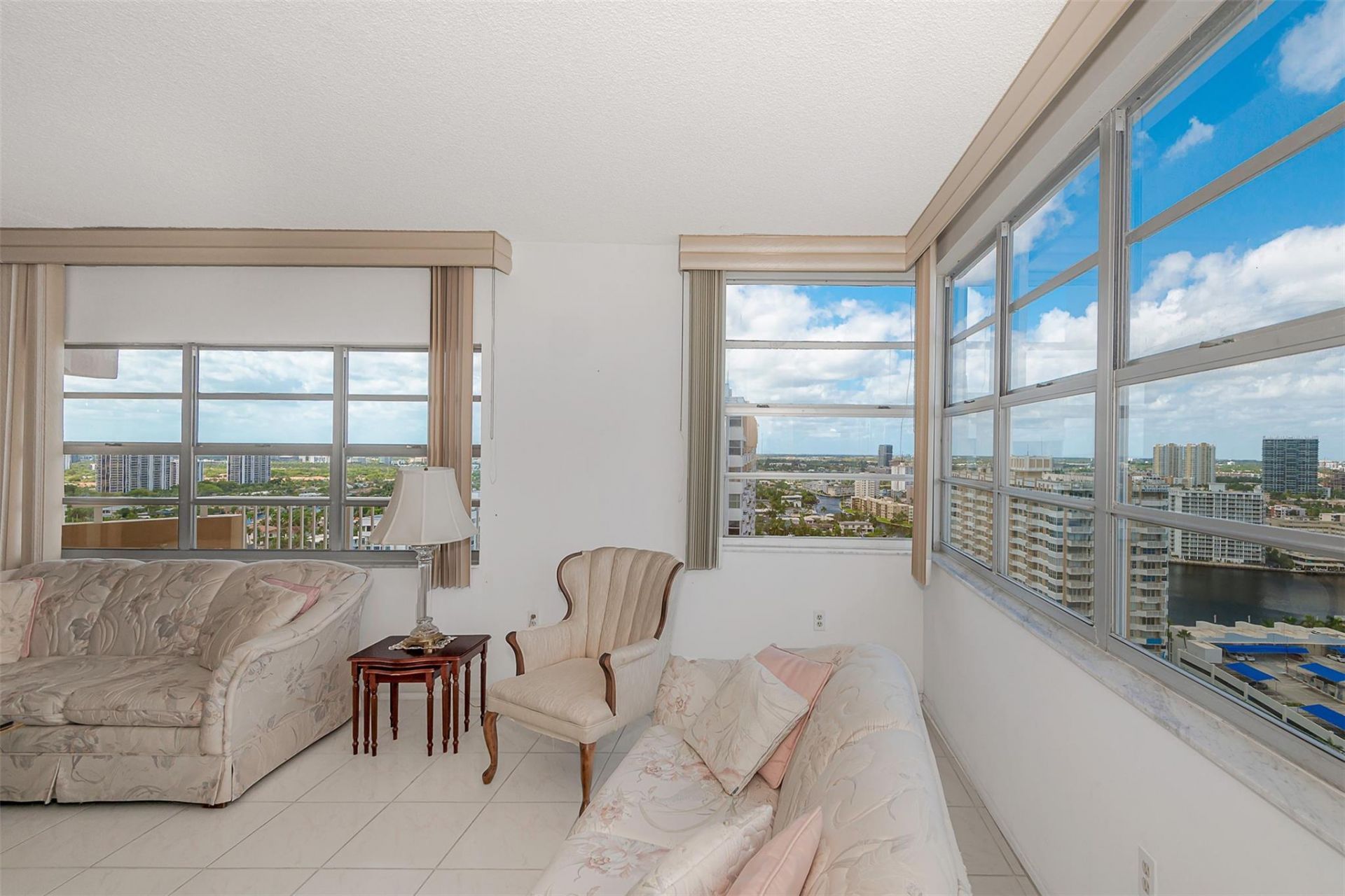 1980 S Ocean Drive, Unit 22P, Hallandale Beach, FL 33009 Photo