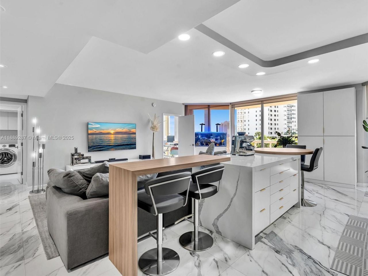 20191 E Country Club Dr, Unit 511, Aventura, FL 33180 Photo