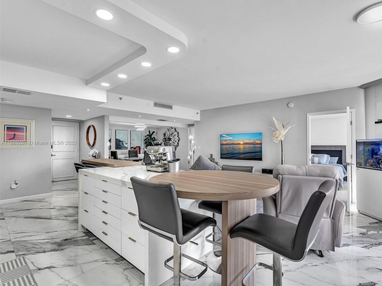 20191 E Country Club Dr, Unit 511, Aventura, FL 33180 Photo