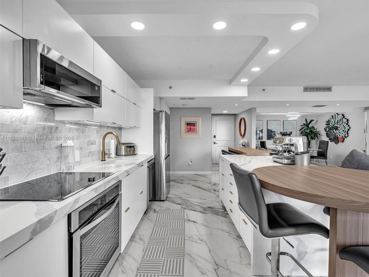 20191 E Country Club Dr, Unit 511, Aventura, FL 33180 Photo