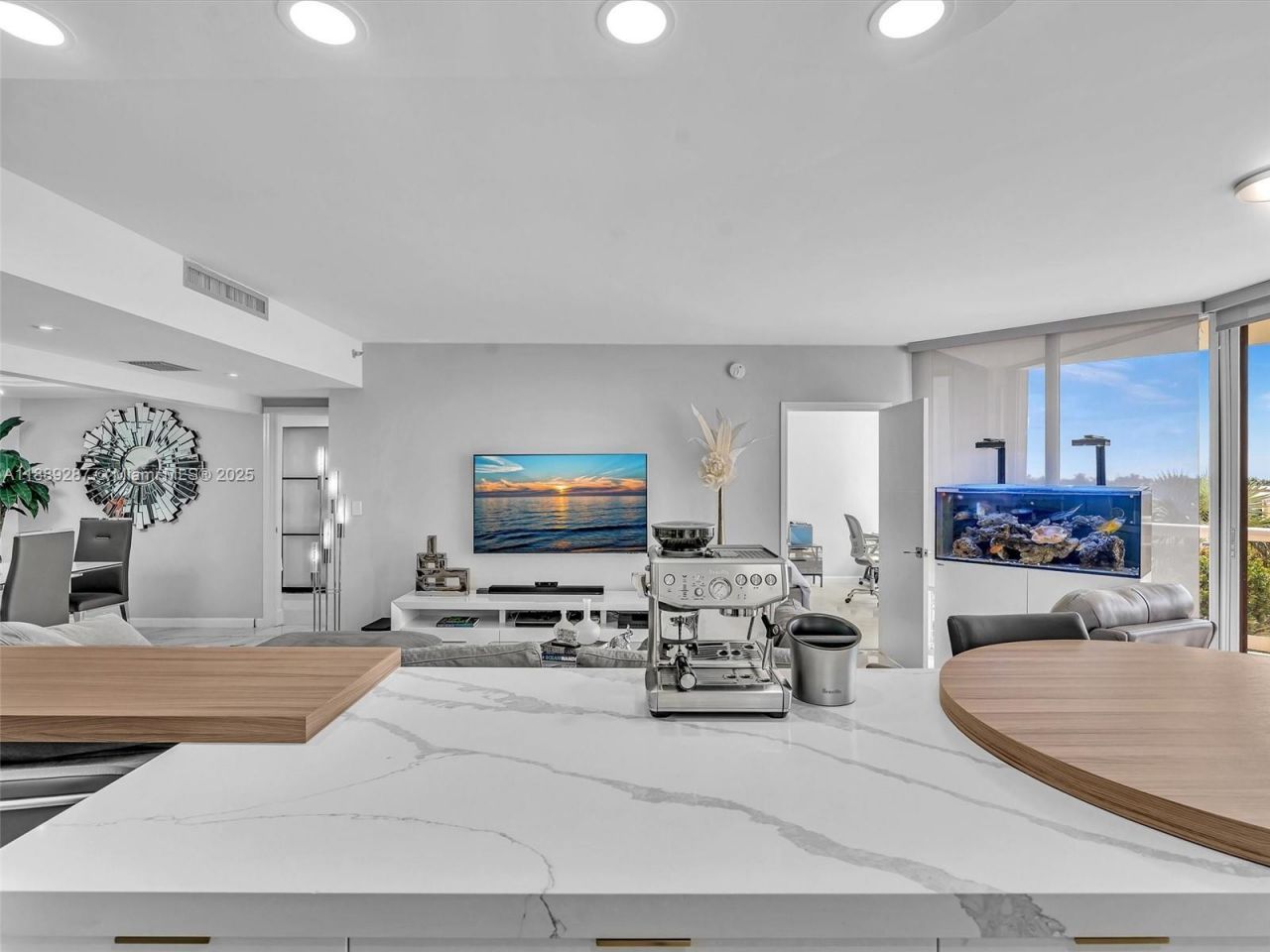 20191 E Country Club Dr, Unit 511, Aventura, FL 33180 Photo