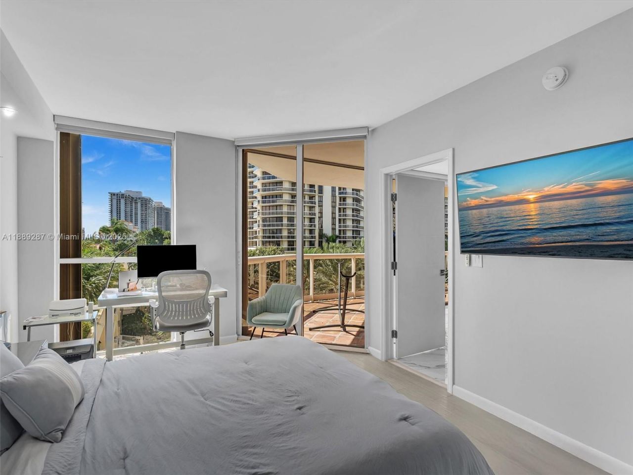 20191 E Country Club Dr, Unit 511, Aventura, FL 33180 Photo