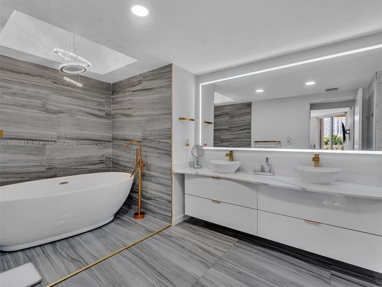 20191 E Country Club Dr, Unit 511, Aventura, FL 33180 Photo