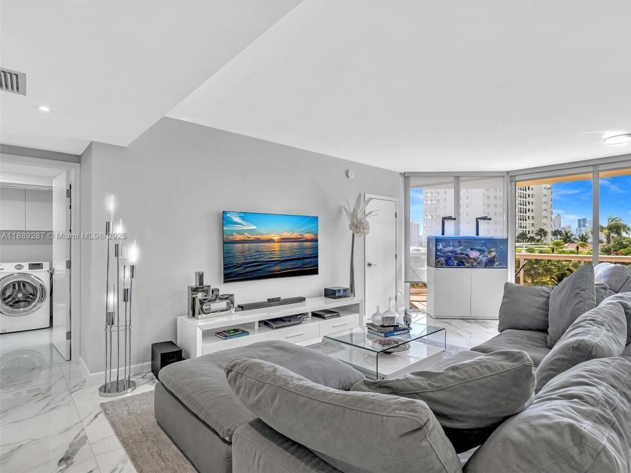 20191 E Country Club Dr, Unit 511, Aventura, FL 33180 Photo