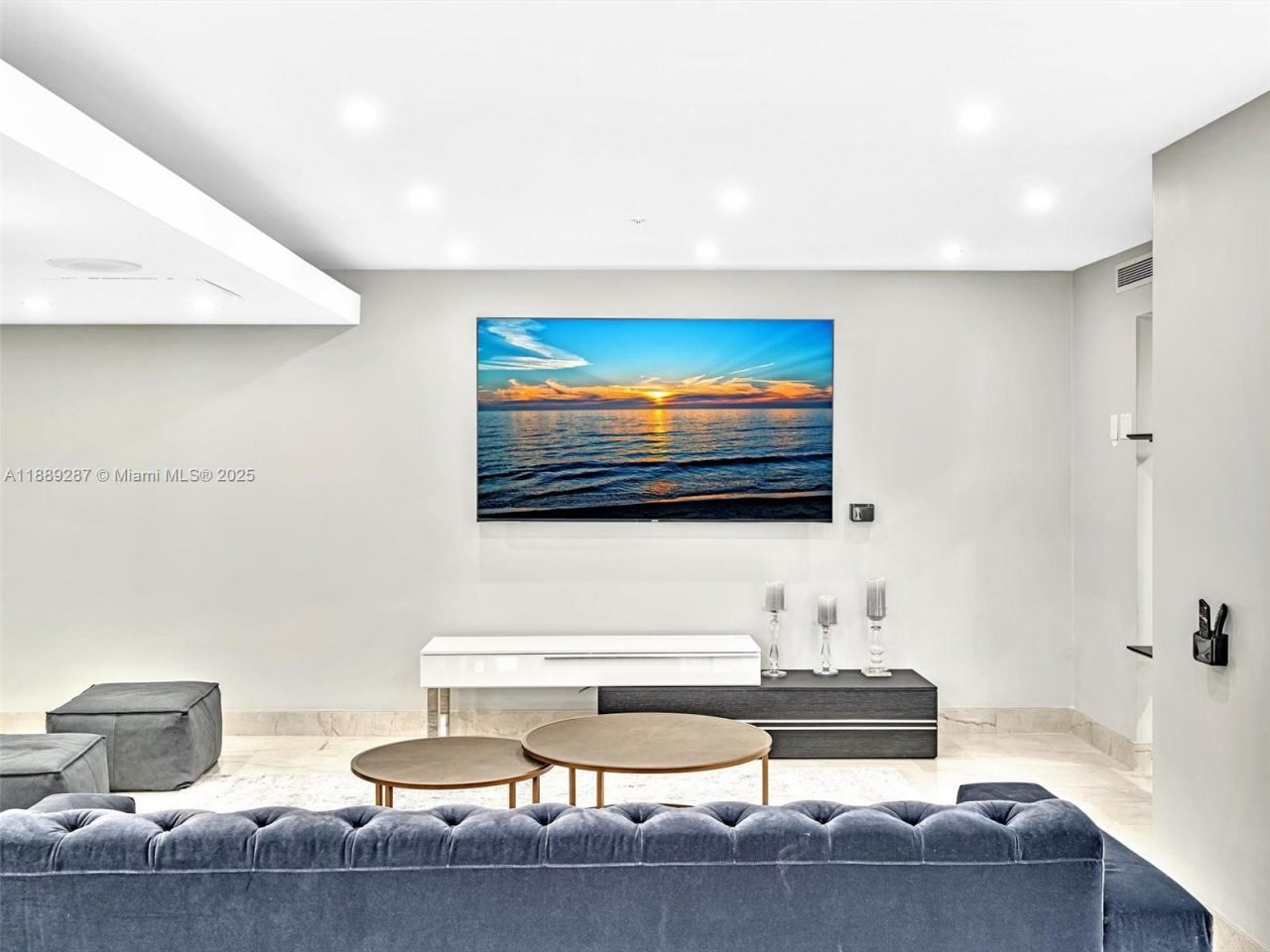 20191 E Country Club Dr, Unit 511, Aventura, FL 33180 Photo