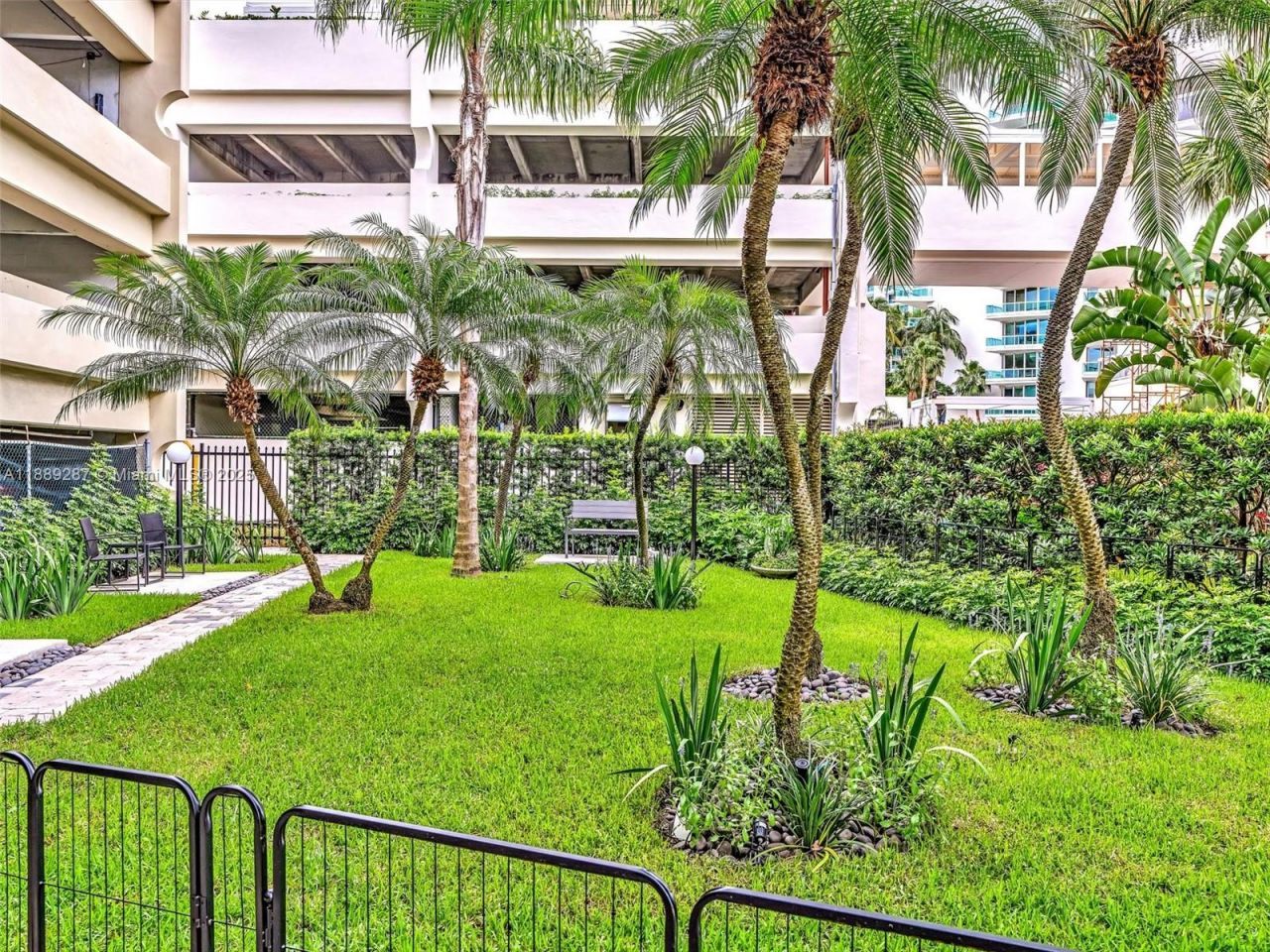 20191 E Country Club Dr, Unit 511, Aventura, FL 33180 Photo