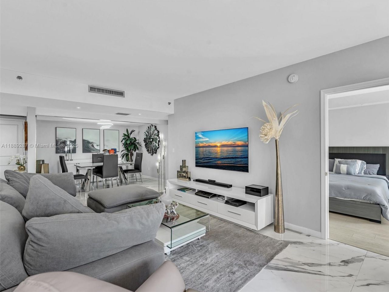 20191 E Country Club Dr, Unit 511, Aventura, FL 33180 Photo