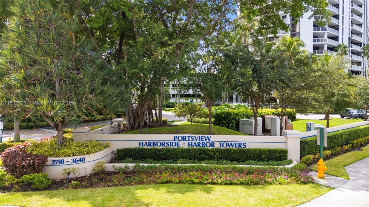 3598 Yacht Club Dr, Unit 1004, Aventura, FL 33180 Photo