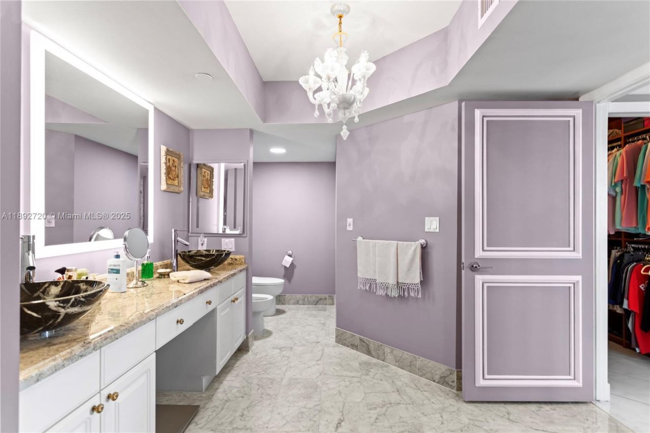 3598 Yacht Club Dr, Unit 1004, Aventura, FL 33180 Photo