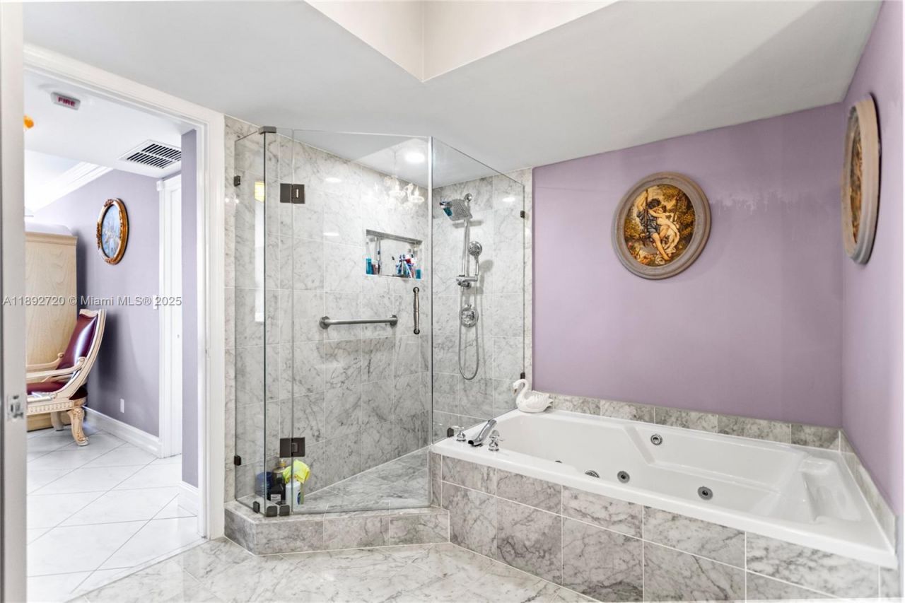 3598 Yacht Club Dr, Unit 1004, Aventura, FL 33180 Photo