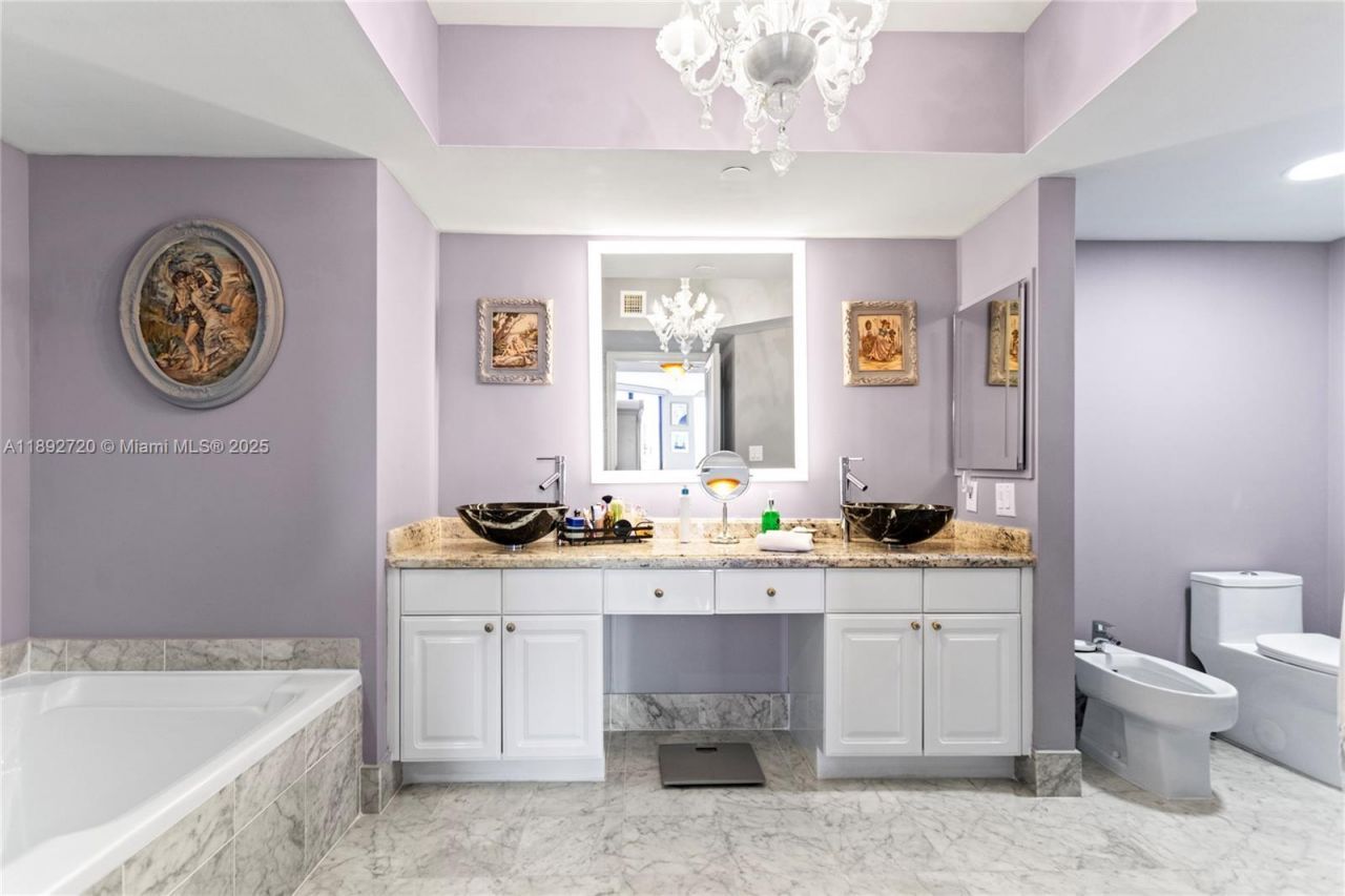 3598 Yacht Club Dr, Unit 1004, Aventura, FL 33180 Photo