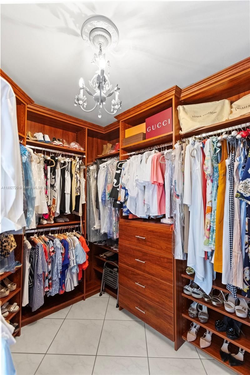 3598 Yacht Club Dr, Unit 1004, Aventura, FL 33180 Photo