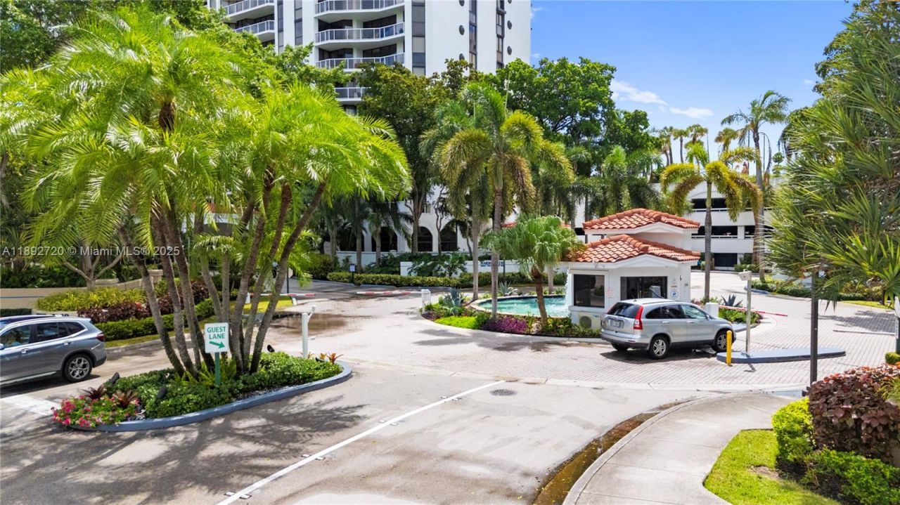 3598 Yacht Club Dr, Unit 1004, Aventura, FL 33180 Photo