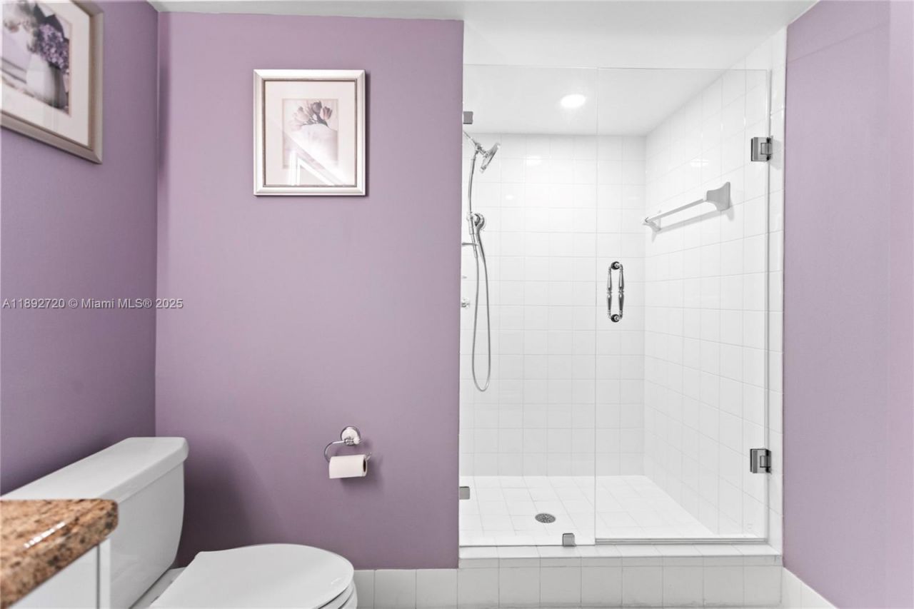 3598 Yacht Club Dr, Unit 1004, Aventura, FL 33180 Photo