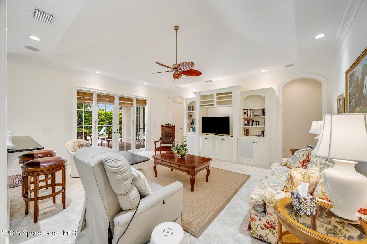 409 S Palm Island Circle, Indian River Shores, FL 32963 Photo