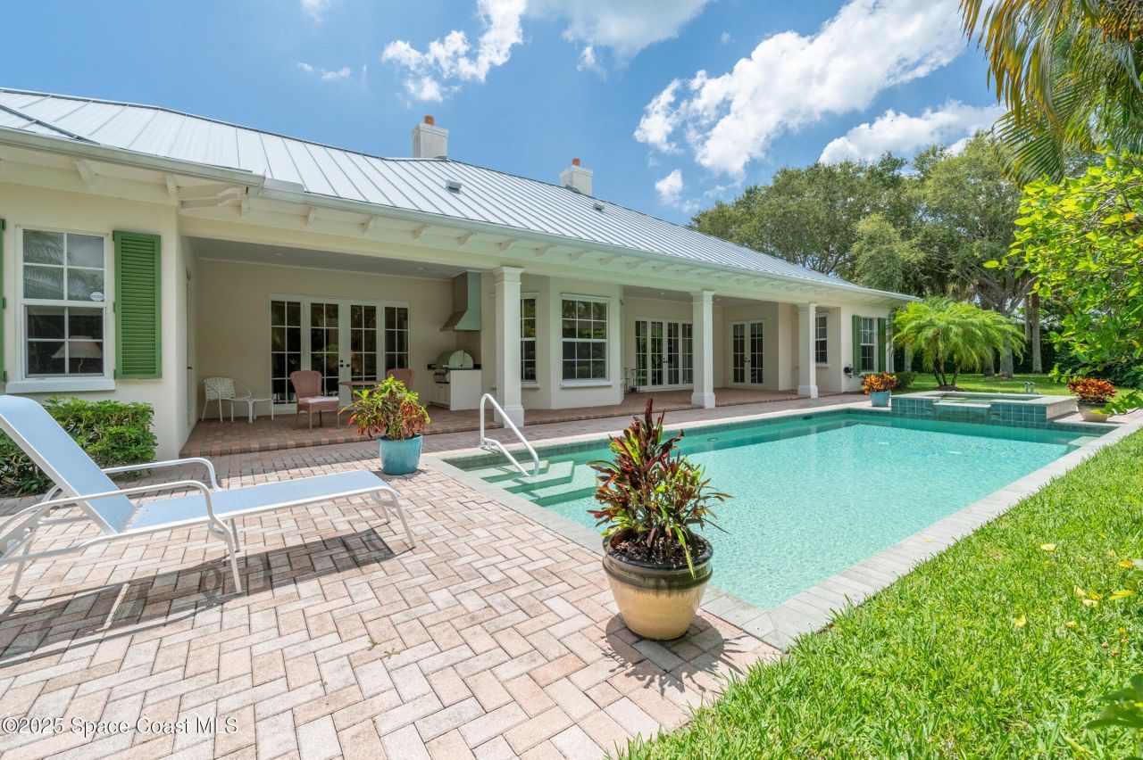 409 S Palm Island Circle, Indian River Shores, FL 32963 Photo