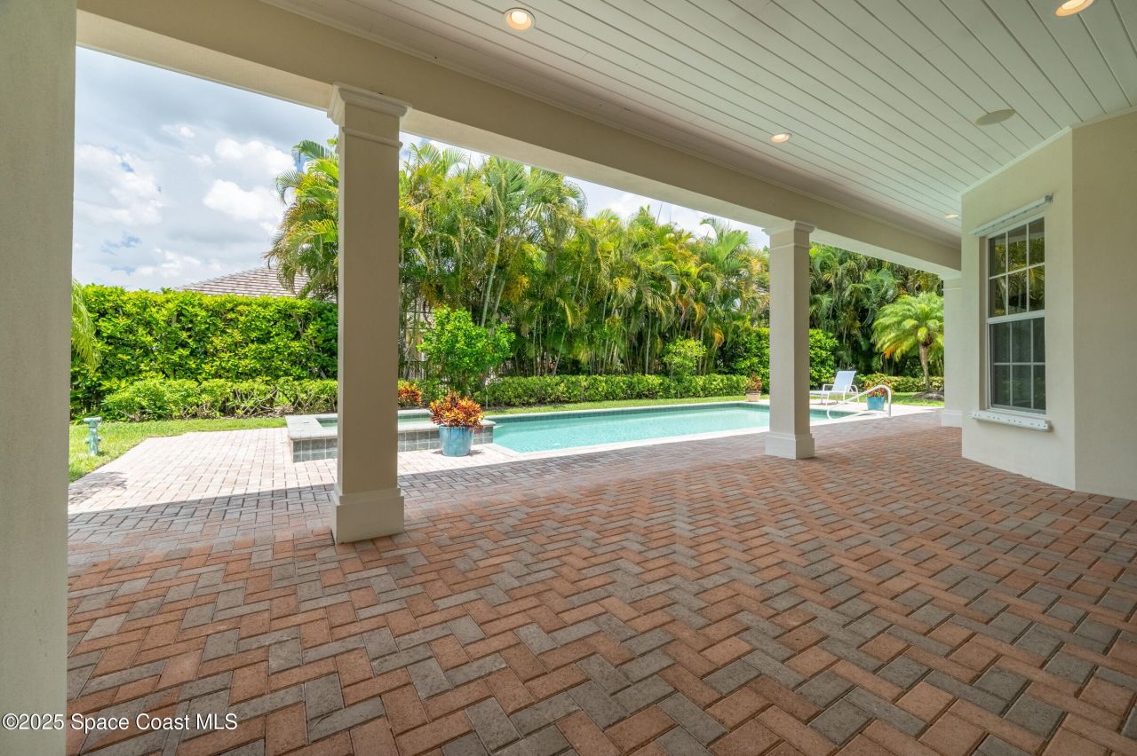 409 S Palm Island Circle, Indian River Shores, FL 32963 Photo