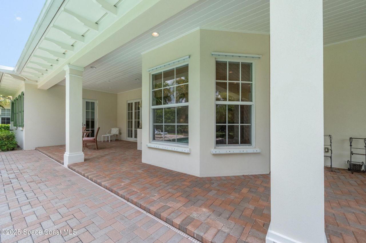 409 S Palm Island Circle, Indian River Shores, FL 32963 Photo