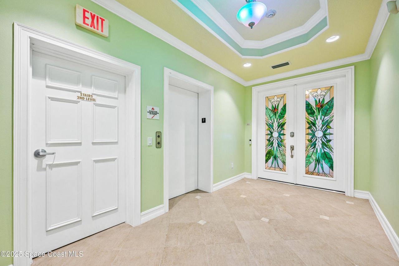 1 Indian River Avenue, Unit 201, Titusville, FL 32796 Photo