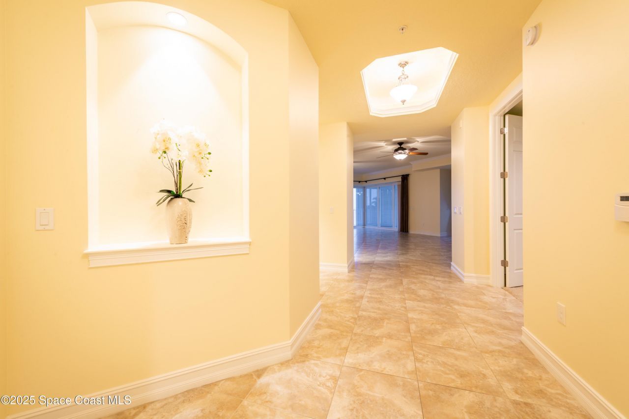 1 Indian River Avenue, Unit 201, Titusville, FL 32796 Photo