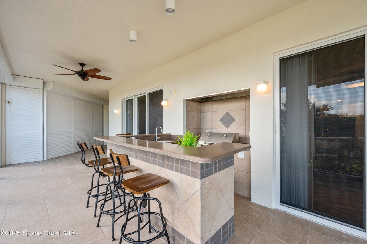 1 Indian River Avenue, Unit 201, Titusville, FL 32796 Photo