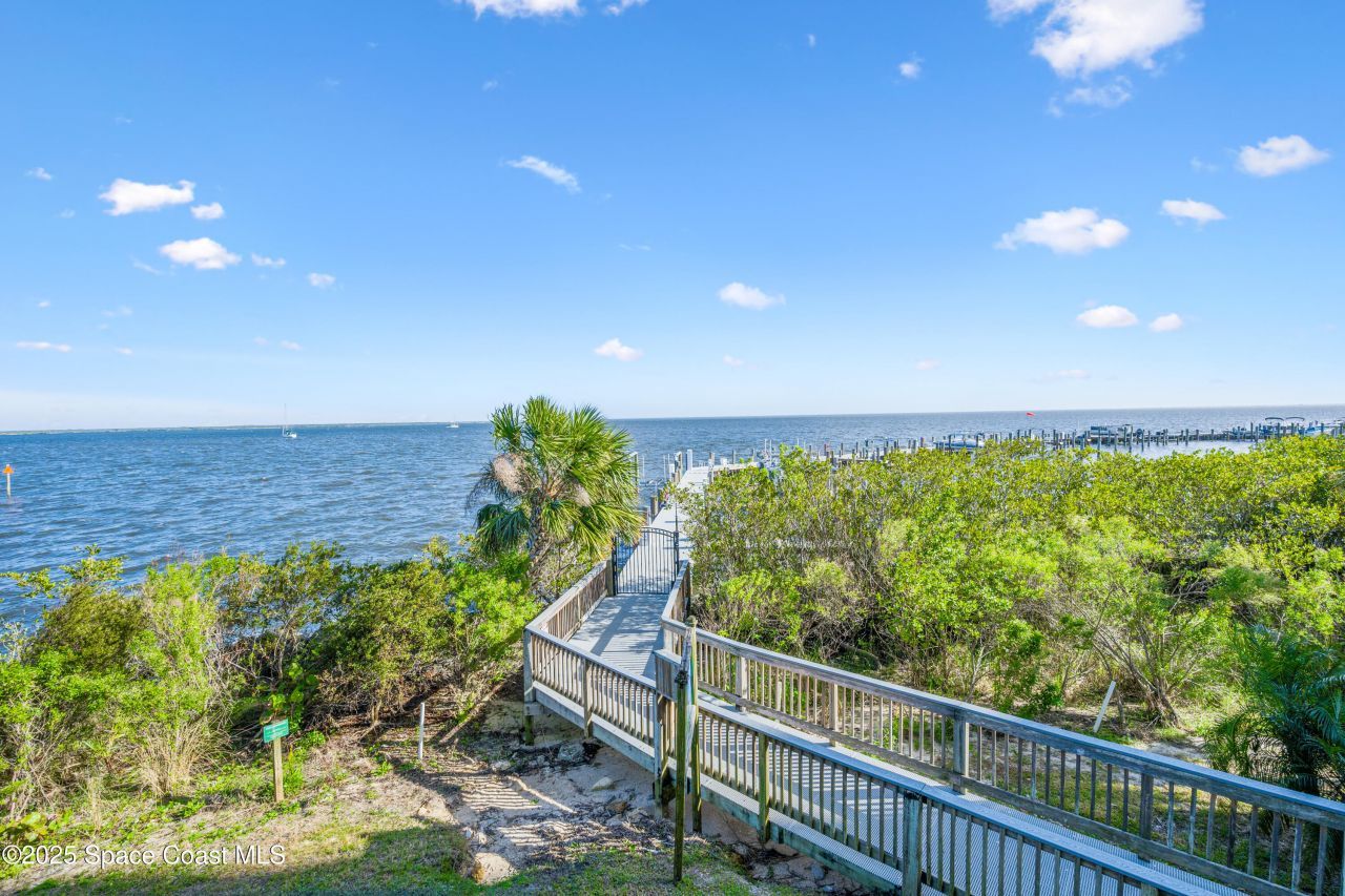 1 Indian River Avenue, Unit 201, Titusville, FL 32796 Photo