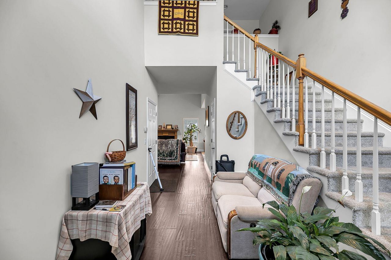 8725 Evangeline Drive Photo 30