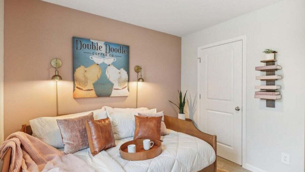 8865 Shovelnose Court Photo 22