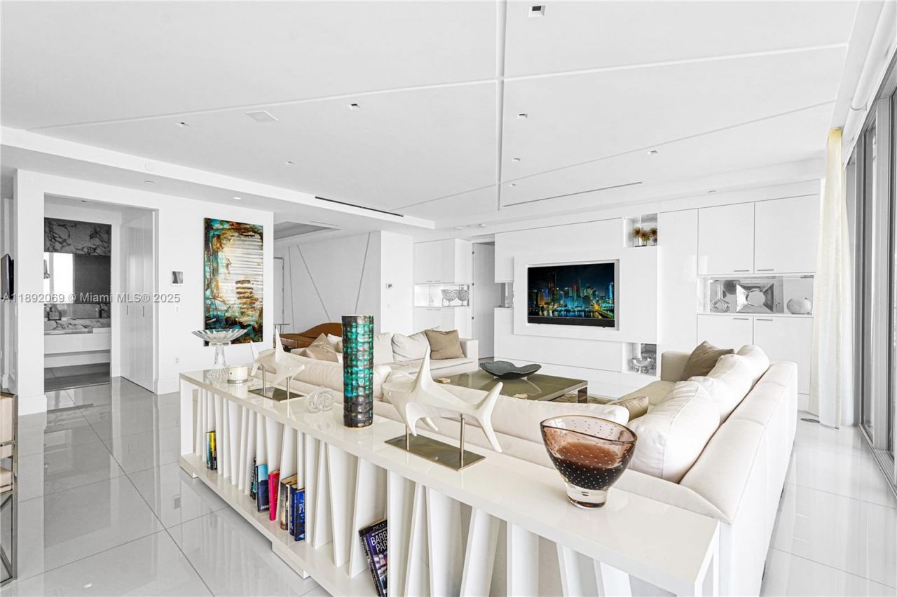 9701 Collins Ave, Unit 2103S, Bal Harbour, FL 33154 Photo