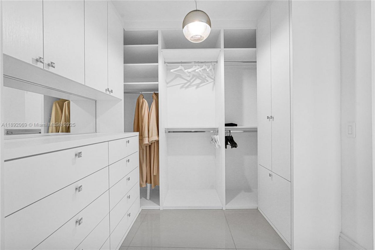 9701 Collins Ave, Unit 2103S, Bal Harbour, FL 33154 Photo